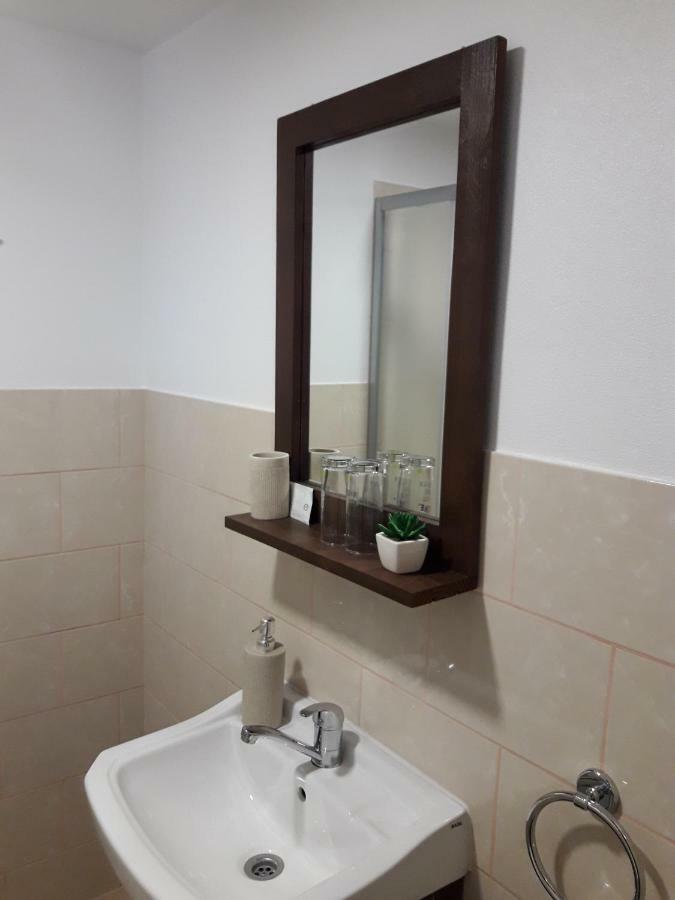 Oravitza Inn Оравица Екстериор снимка